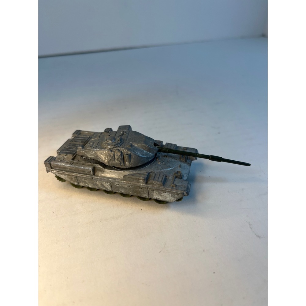 Vintage Tomy Chieftain Mk.III Tank Die Cast Model 1/87 No.11 Made in Japan
